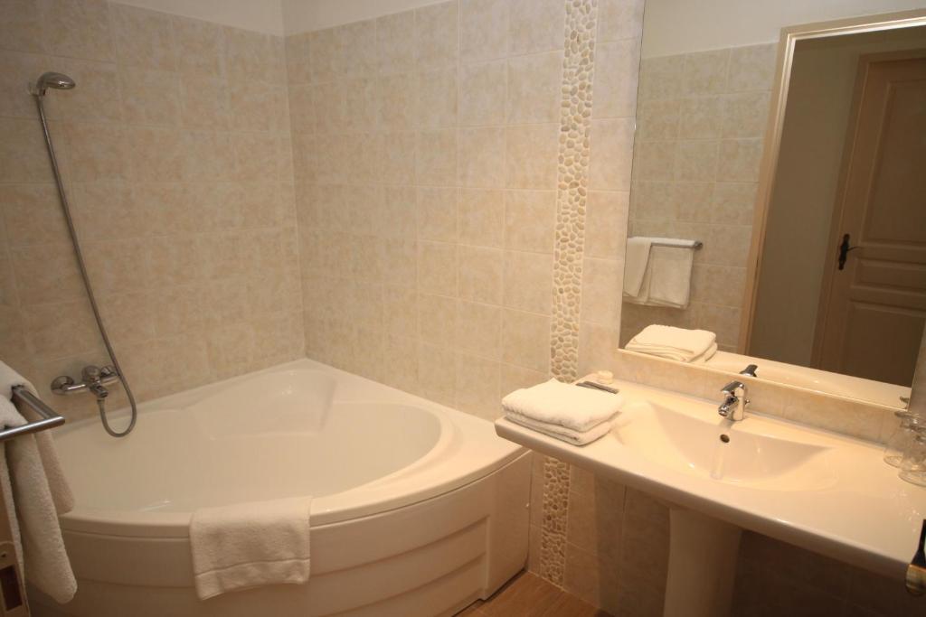 Hotel Et Residence Costa Rossa Porto  Room photo
